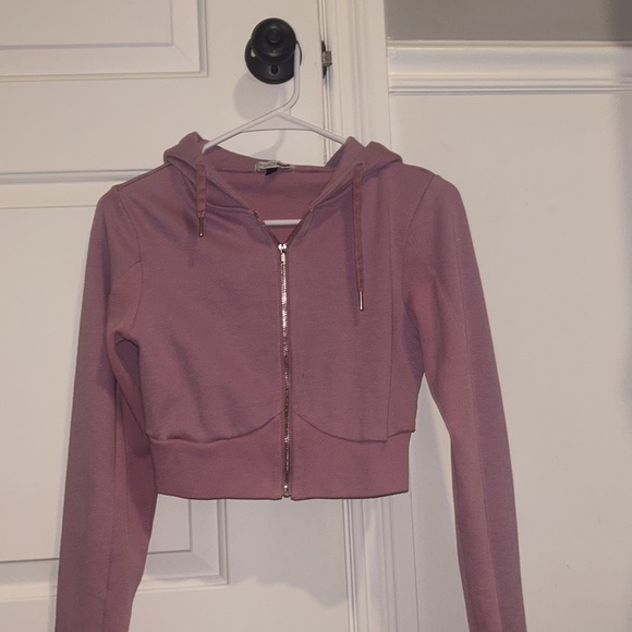 Good for fall - Picture 3 of 4